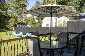 Colonial Village Retreat 2br 2 Bedroom Home