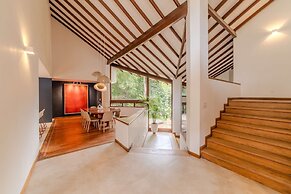 w Incredible 5BR House w Jacuzzi in El Poblado