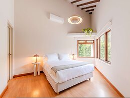 w Incredible 5BR House w Jacuzzi in El Poblado