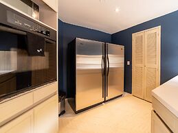 w Incredible 5BR House w Jacuzzi in El Poblado