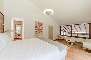 w Incredible 5BR House w Jacuzzi in El Poblado