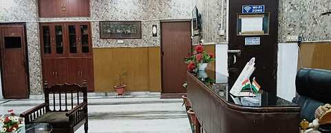 Goroomgo Woodstock Homestay