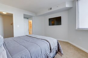 Cozy Apartment Steps from the Metro