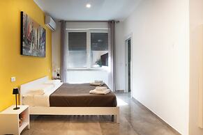Suebi Central - Deluxe Rooms & Family Suites