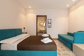Suebi Central - Deluxe Rooms & Family Suites