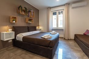 Suebi Central - Deluxe Rooms & Family Suites