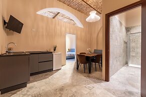 Suebi Central - Deluxe Rooms & Family Suites