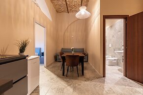Suebi Central - Deluxe Rooms & Family Suites