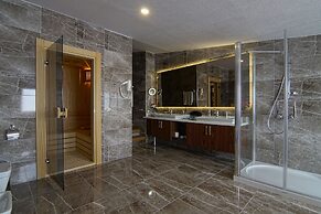 Cam Thermal Resort Spa Convention Center