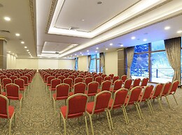 Cam Thermal Resort Spa Convention Center