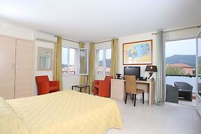 Hotel Serenada