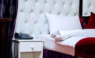 Karen Inn and Suites