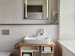 YAYS Amsterdam Maritime by Numa
