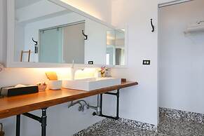 Whilom SeaShoreHotel