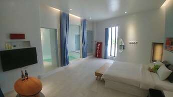 Whilom SeaShoreHotel