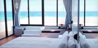 Whilom SeaShoreHotel