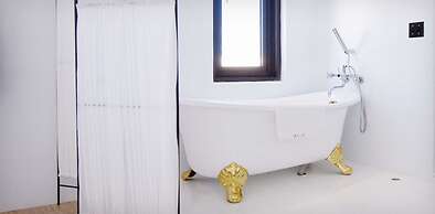 Whilom SeaShoreHotel