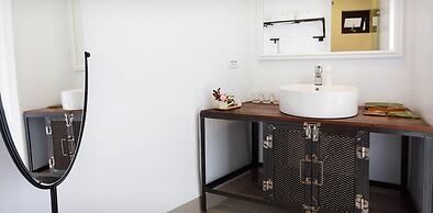 Whilom SeaShoreHotel