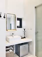 Whilom SeaShoreHotel