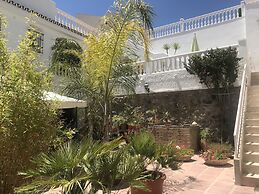 Apartamentos Turisticos La Mundial