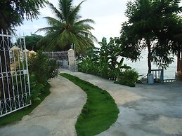 La Source Hotel & Resort