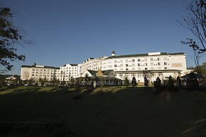 Dollywood's DreamMore Resort