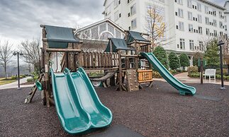 Dollywood's DreamMore Resort