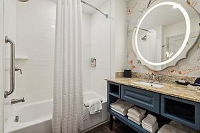 Dollywood's DreamMore Resort