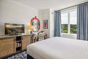 Dollywood's DreamMore Resort