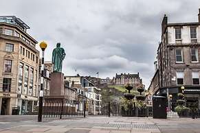 Castle View Apartments