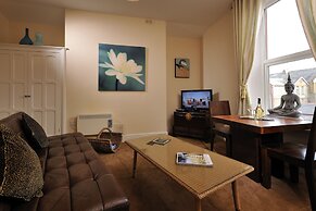 Howarth House Apartments