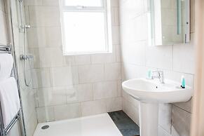 Howarth House Apartments