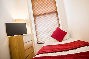 Howarth House Apartments