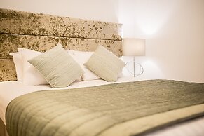 Howarth House Apartments