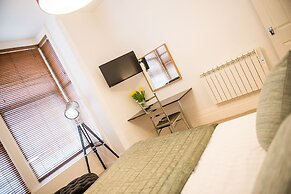 Howarth House Apartments