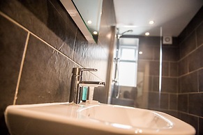 Howarth House Apartments