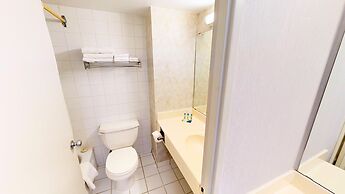 Chestnut Residence - Campus Accommodation