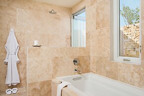 Sailrock South Caicos - Oceanview Villas & Suites