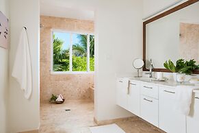 Sailrock South Caicos - Oceanview Villas & Suites