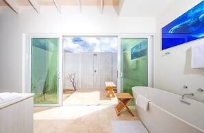 Sailrock South Caicos - Oceanview Villas & Suites