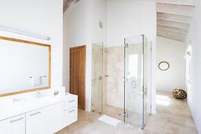 Sailrock South Caicos - Oceanview Villas & Suites