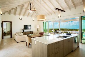 Sailrock South Caicos - Oceanview Villas & Suites