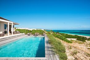 Sailrock South Caicos - Oceanview Villas & Suites