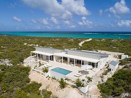 Sailrock South Caicos - Oceanview Villas & Suites