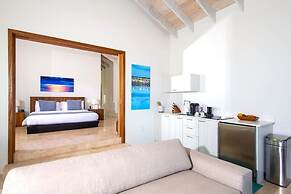 Sailrock South Caicos - Oceanview Villas & Suites