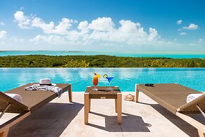 Sailrock South Caicos - Oceanview Villas & Suites