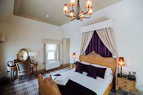 The Lynnhurst Hotel