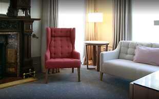 The Lynnhurst Hotel