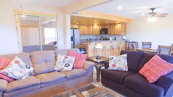 The Lodge at Duck Creek