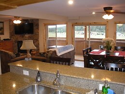 The Lodge at Duck Creek